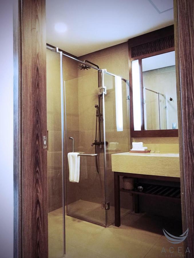 Acea Subic Beach Resort Екстер'єр фото