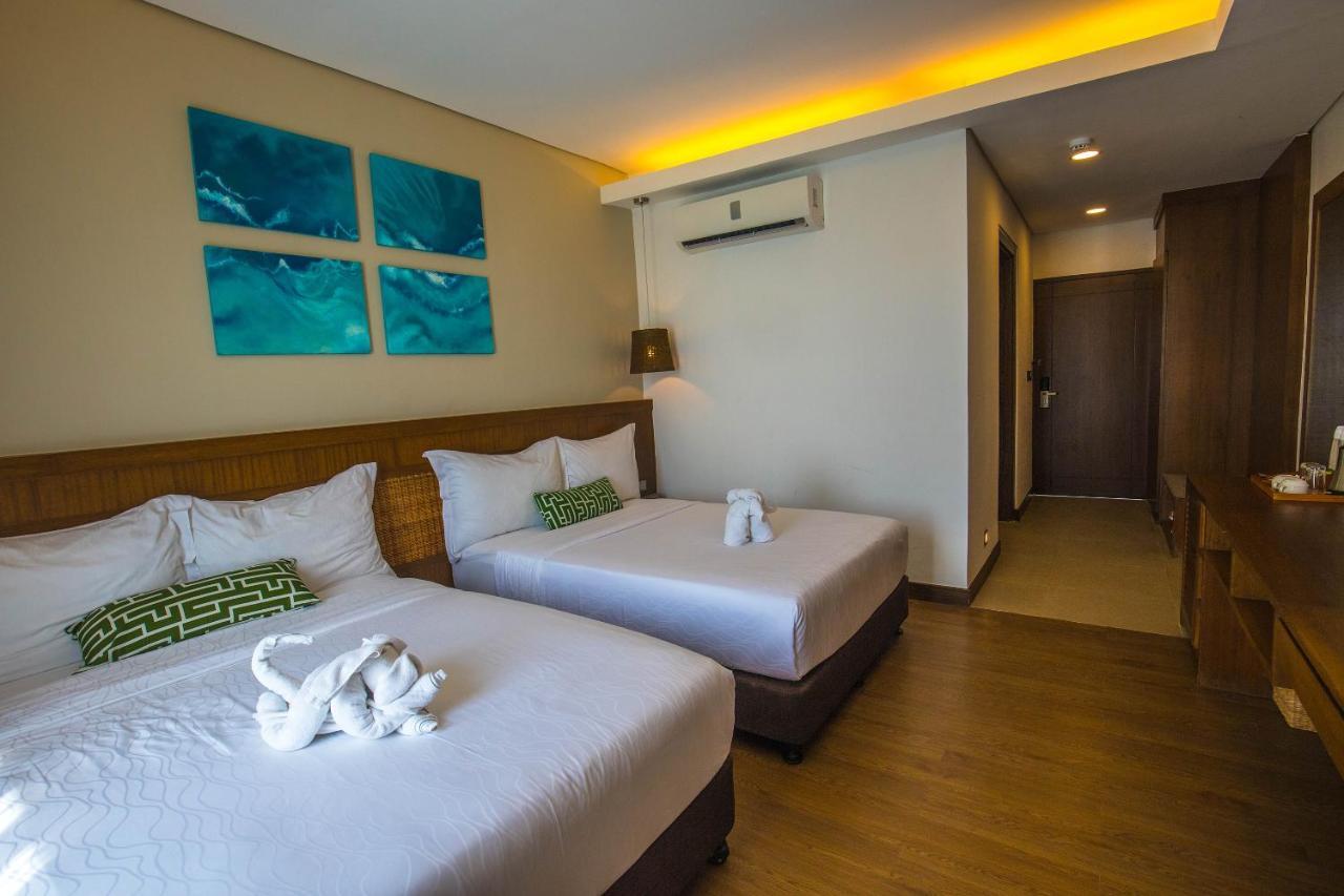 Acea Subic Beach Resort Екстер'єр фото