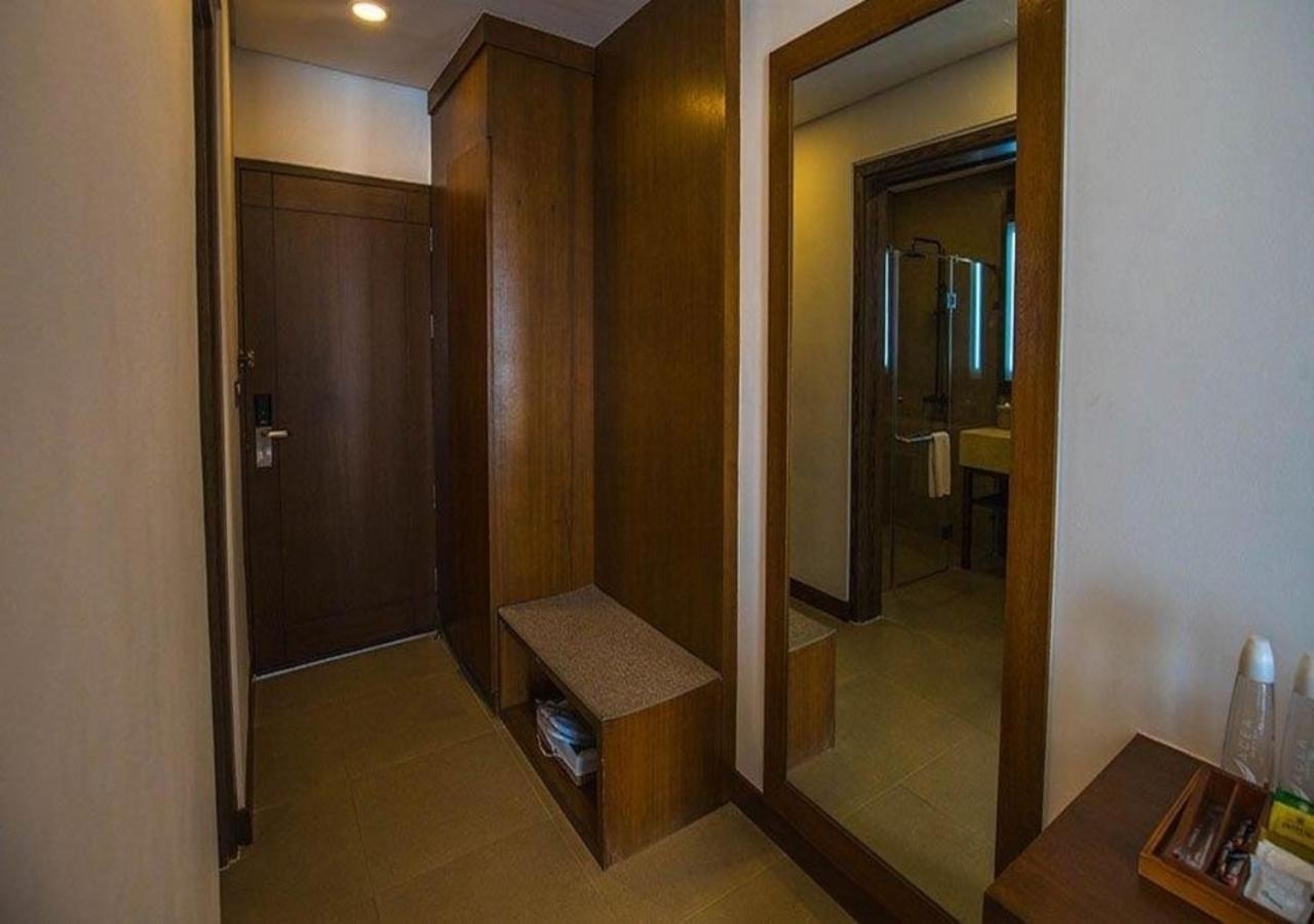 Acea Subic Beach Resort Екстер'єр фото